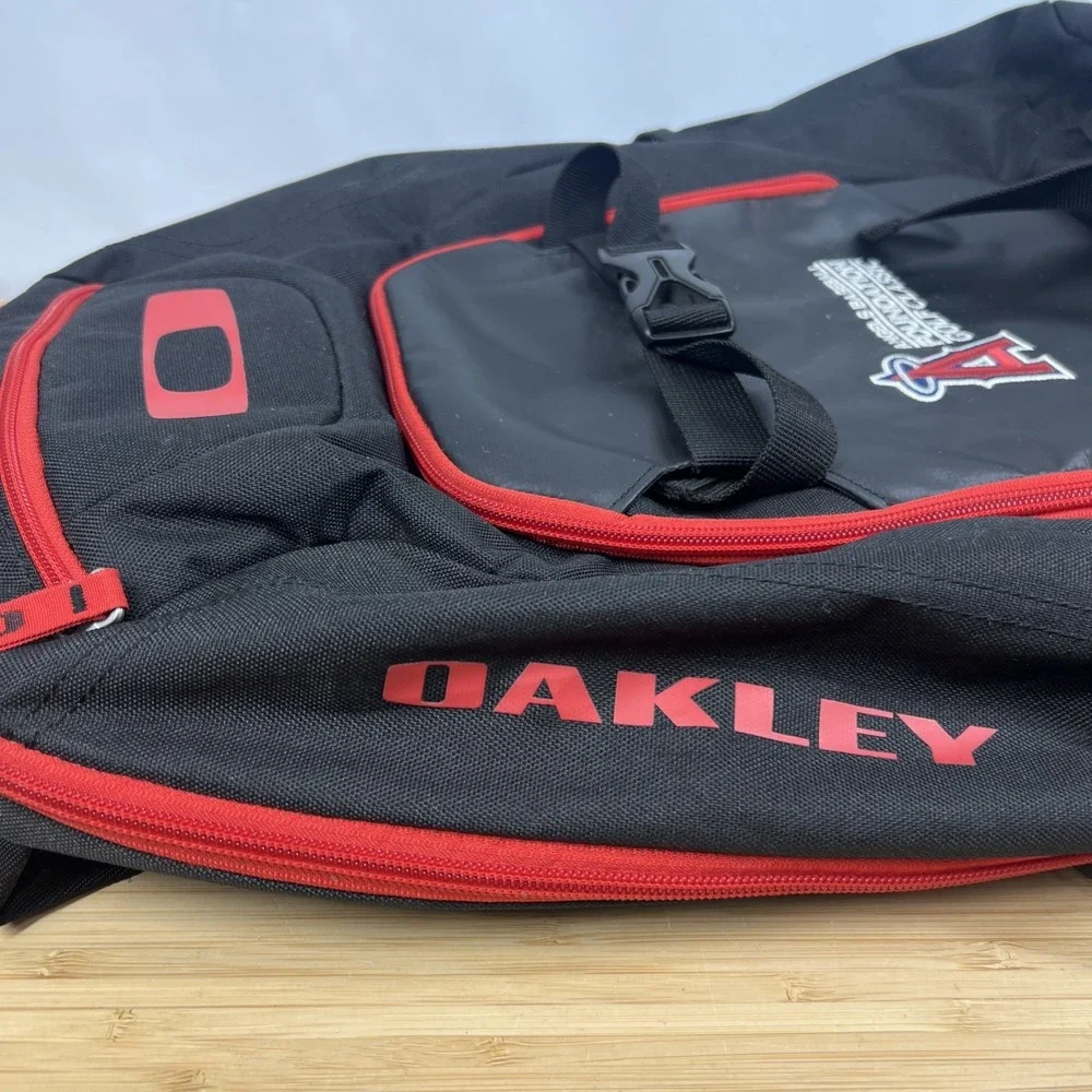 Oakley Lightweight Skateboard Backpack Black Red Angels Baseball Logo‎